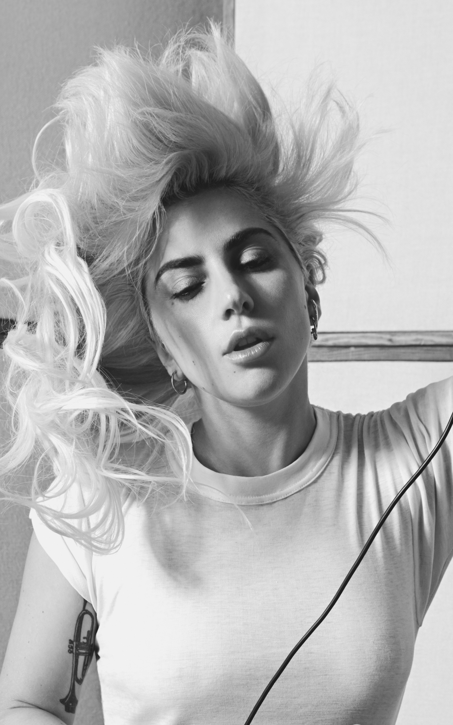 Download mobile wallpaper Music, Singer, American, Black & White, Lady Gaga for free.