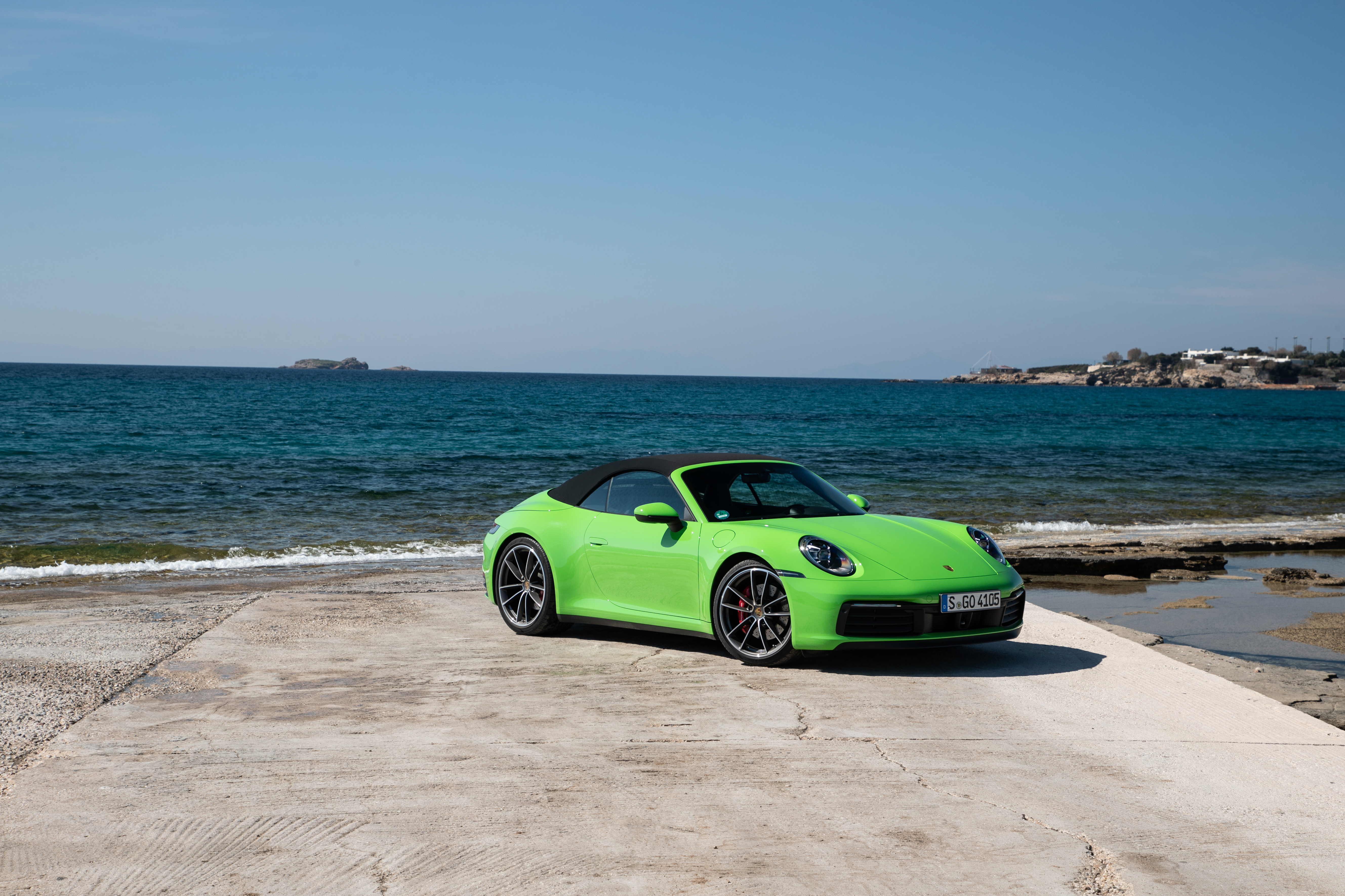 Download mobile wallpaper Porsche, Car, Porsche 911, Vehicles, Porsche 911 Carrera, Green Car for free.