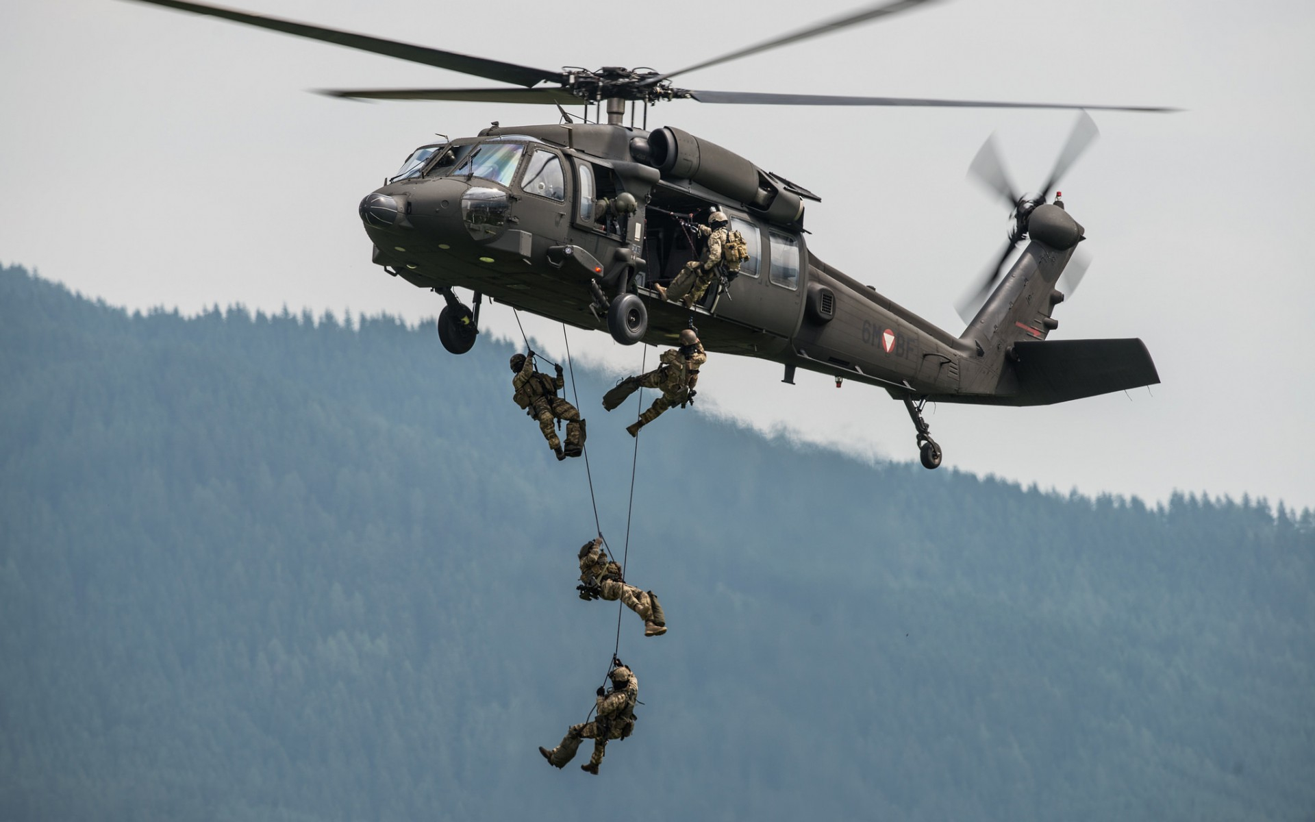 362990壁紙のダウンロード軍隊, シコルスキー uh 60 ブラックホーク, 軍用ヘリコプター-スクリーンセーバーと写真を無料で
