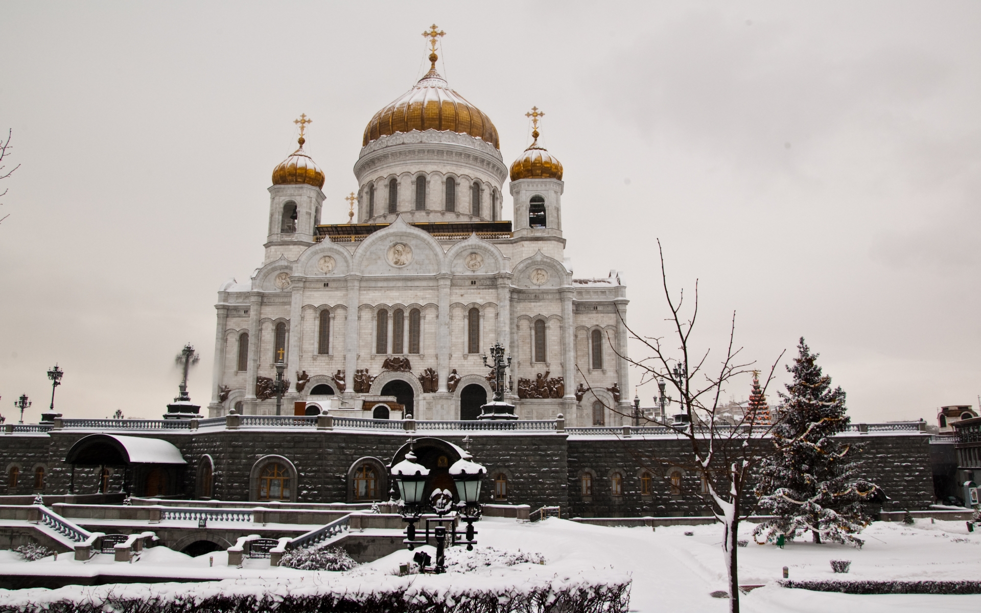 Download mobile wallpaper Cathedral Of Christ The Saviour, Cathedrals, Religious for free.