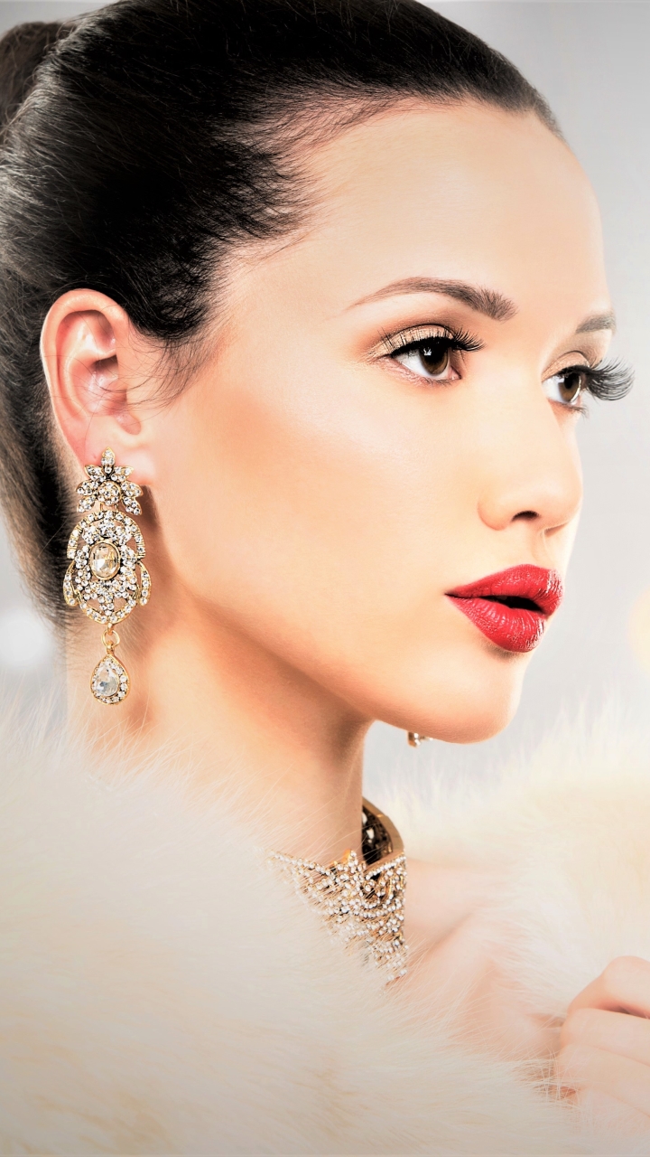 Download mobile wallpaper Jewelry, Face, Brunette, Model, Women, Earrings, Brown Eyes, Lipstick for free.
