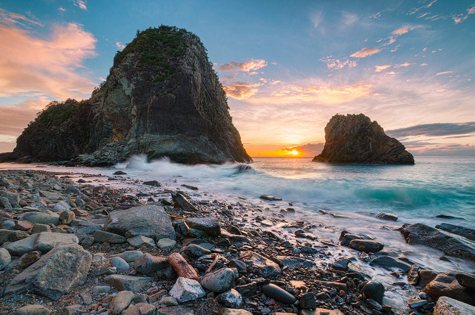 Free download wallpaper Sunset, Sea, Rock, Horizon, Ocean, Earth, Seascape on your PC desktop