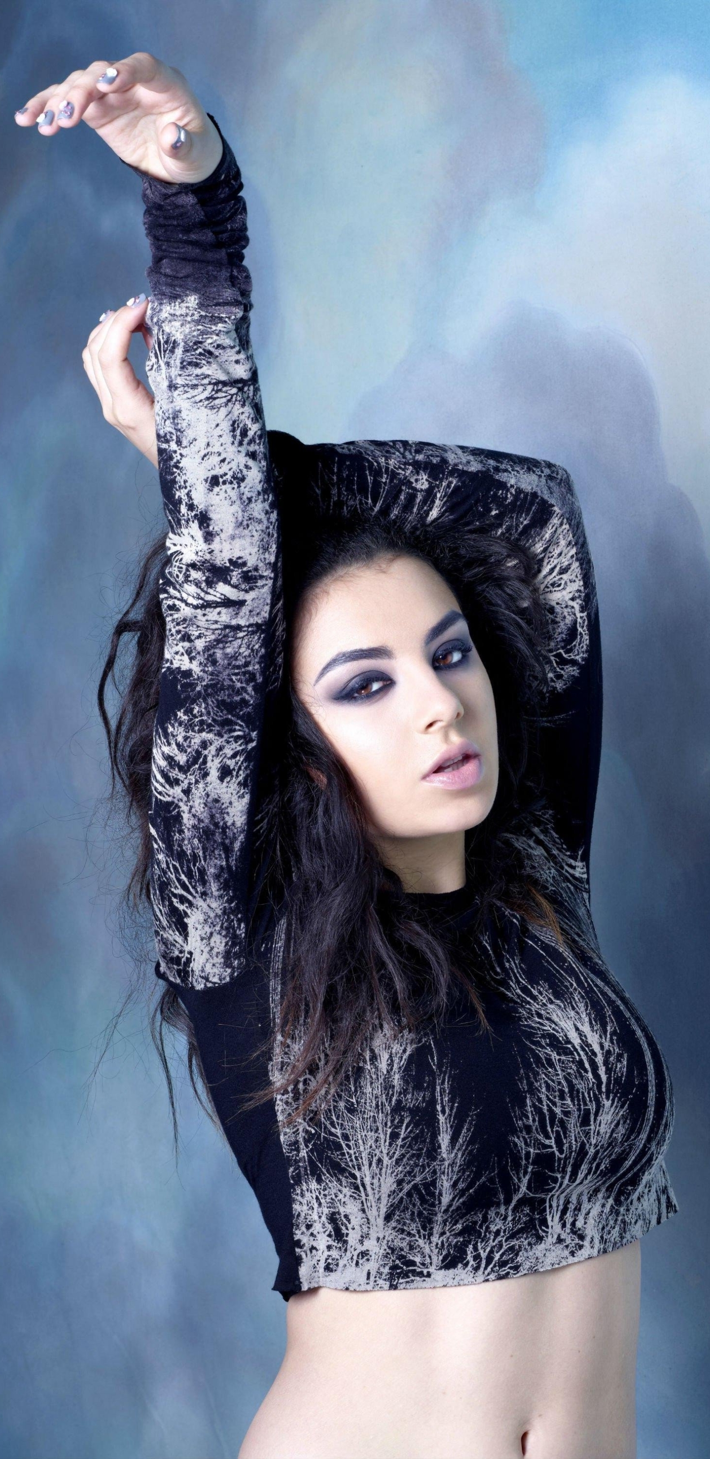 Download mobile wallpaper Music, Singer, Charli Xcx for free.