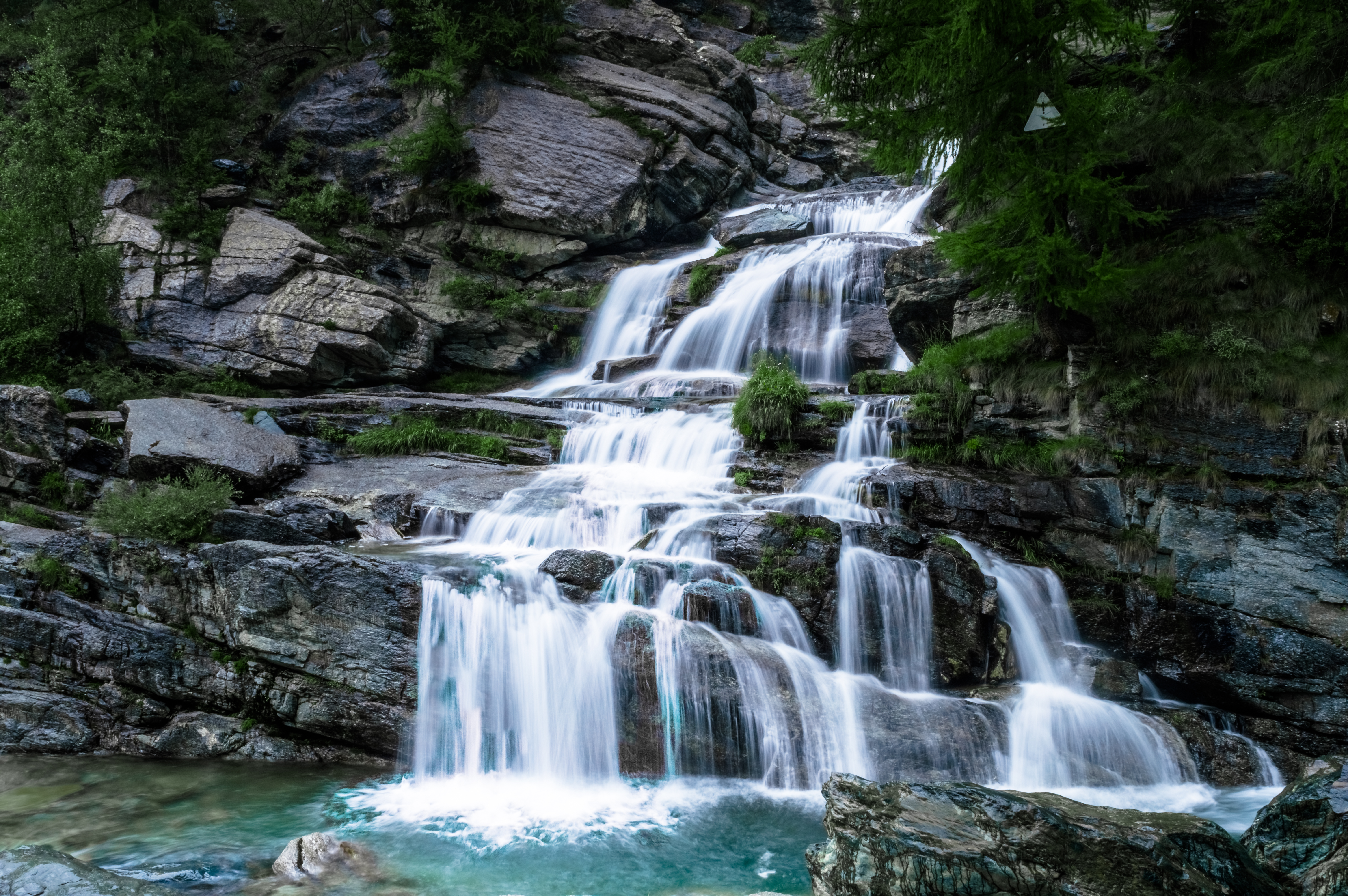 PCデスクトップに自然, 水, ストーンズ, ブッシュ, 岩, 滝画像を無料でダウンロード