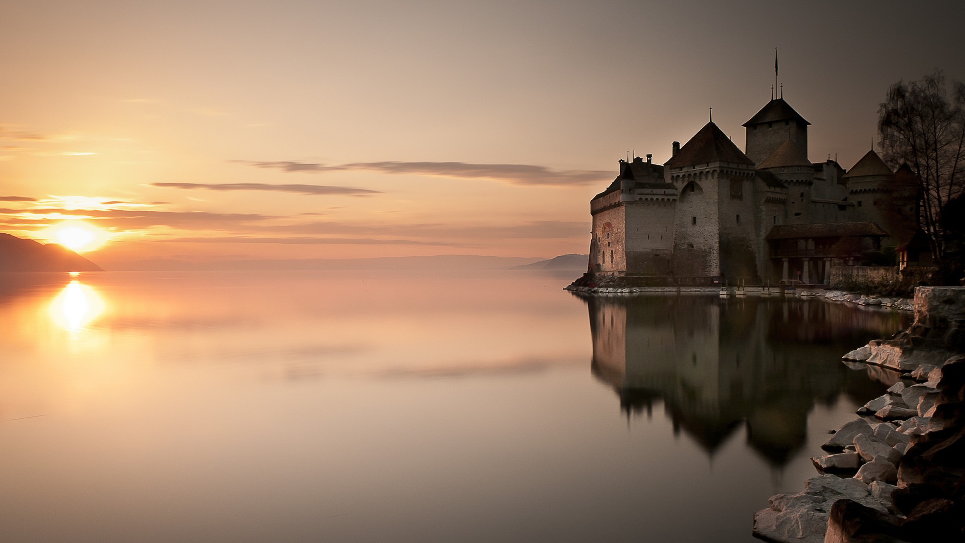 Laden Sie das Menschengemacht, Schloss Chillon-Bild kostenlos auf Ihren PC-Desktop herunter