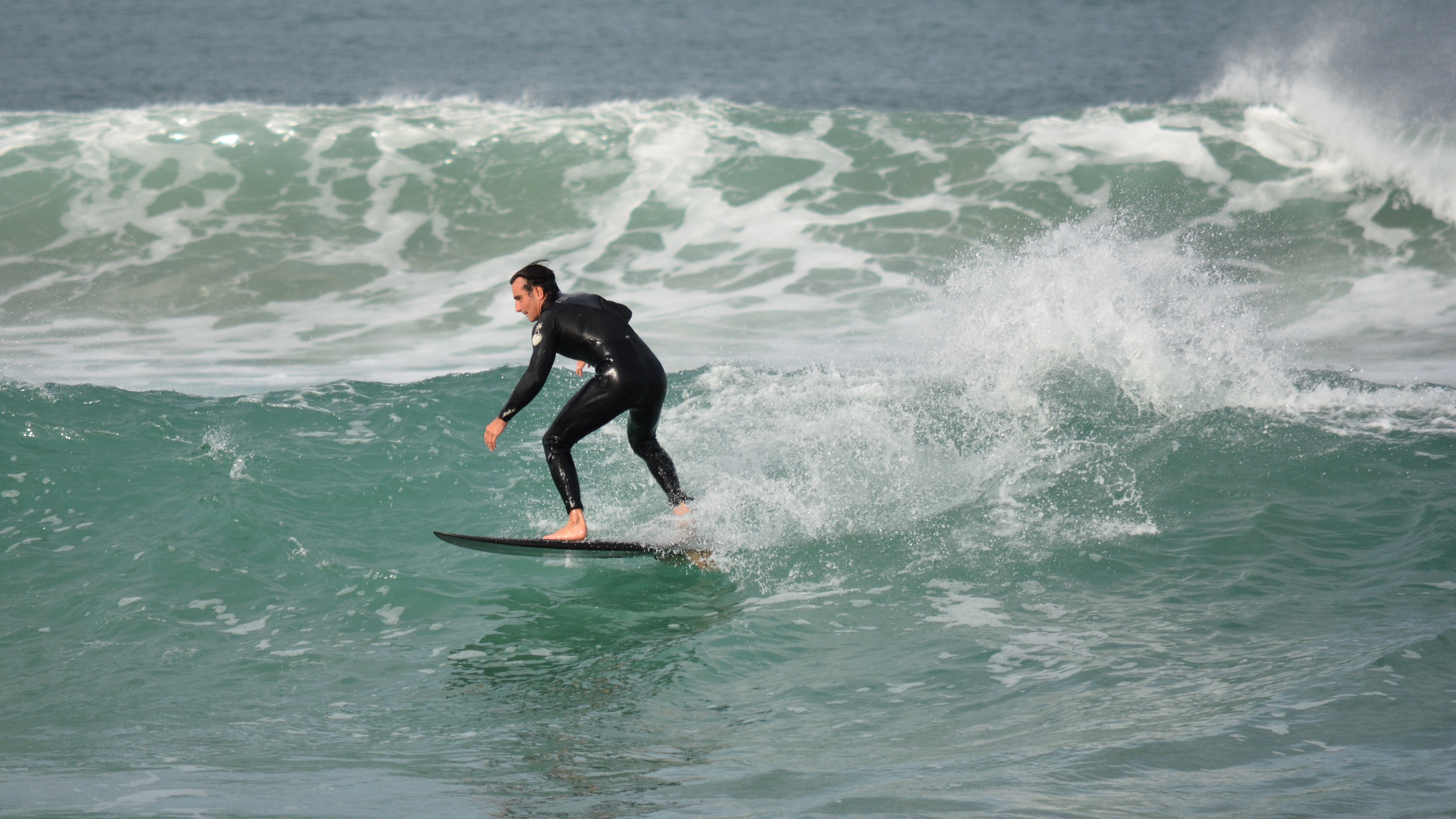 Download mobile wallpaper Sports, Ocean, Wave, Surfer, Surfing for free.