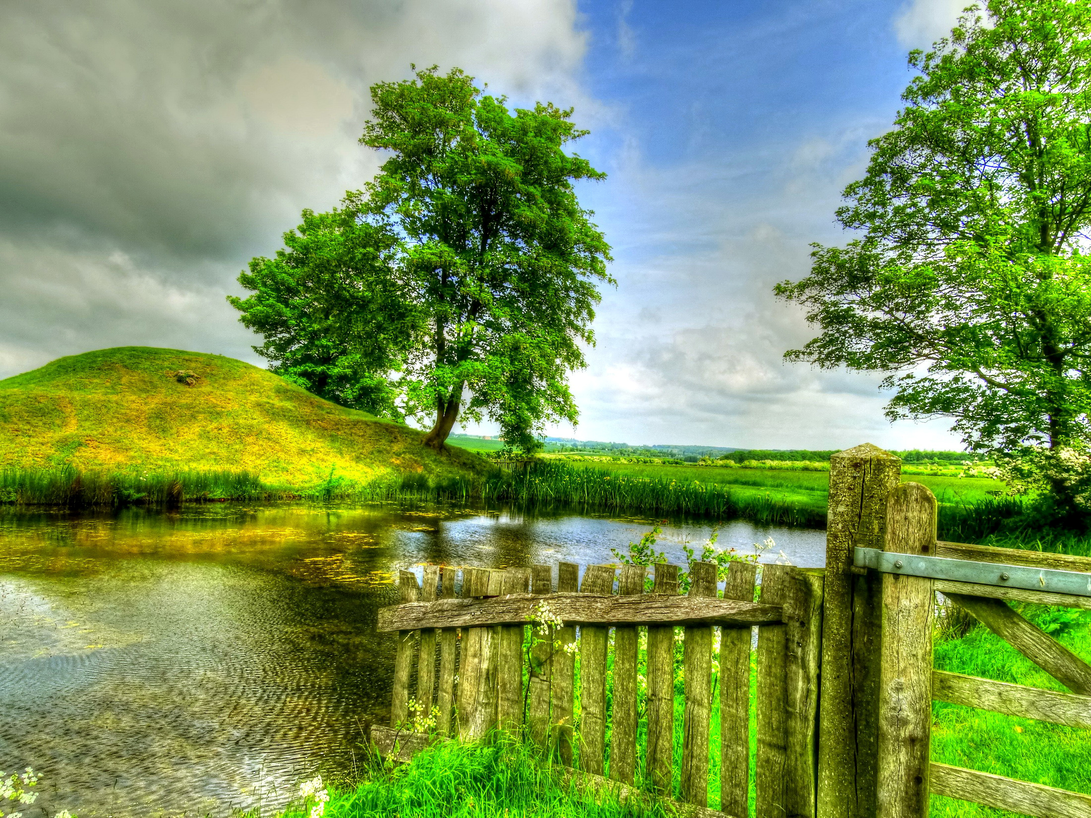 Free download wallpaper Nature, Grass, Sky, Summer, Lakes, Lake, Tree, Earth, Field, Fence, Hdr, Pond on your PC desktop