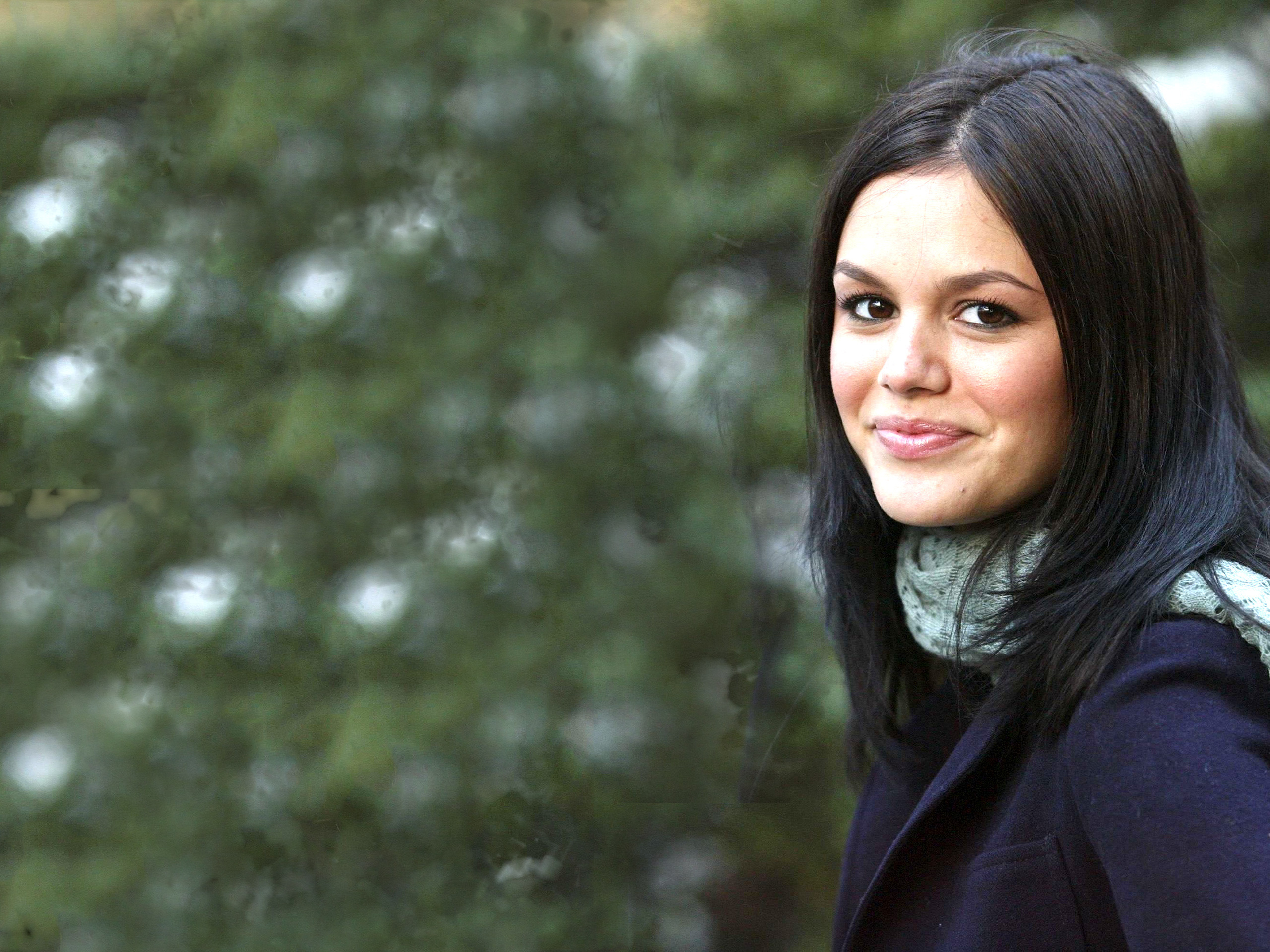  Rachel Bilson HQ Background Images