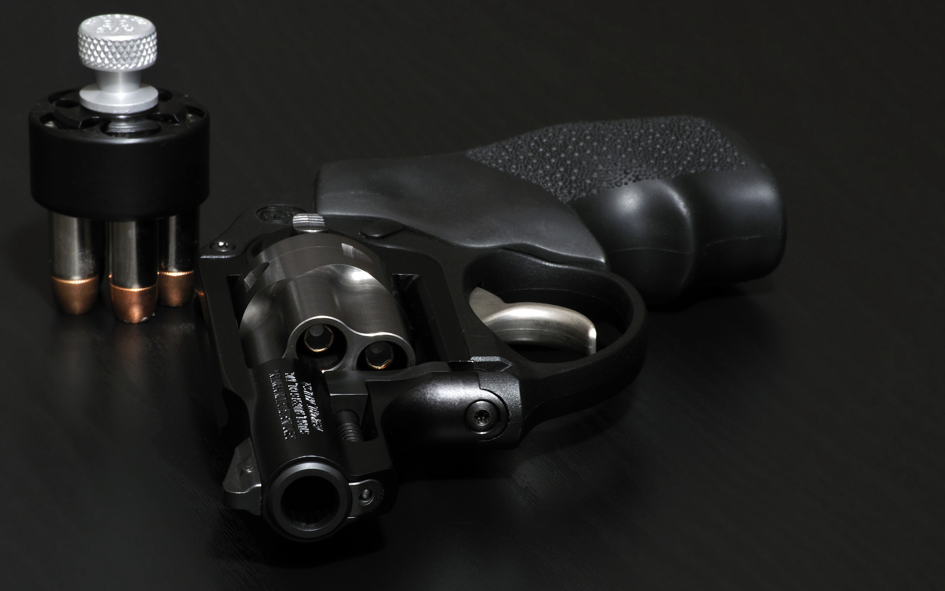 Download mobile wallpaper Gun, Weapons, Revolver, Handgun for free.