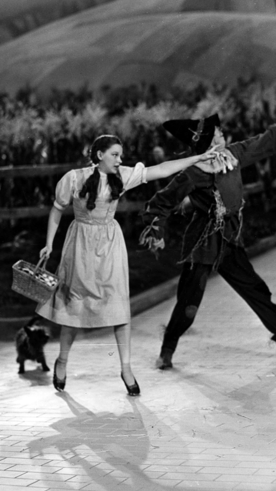 1387539 télécharger le fond d'écran film, le magicien d'oz (1939), judy garland - économiseurs d'écran et images gratuitement