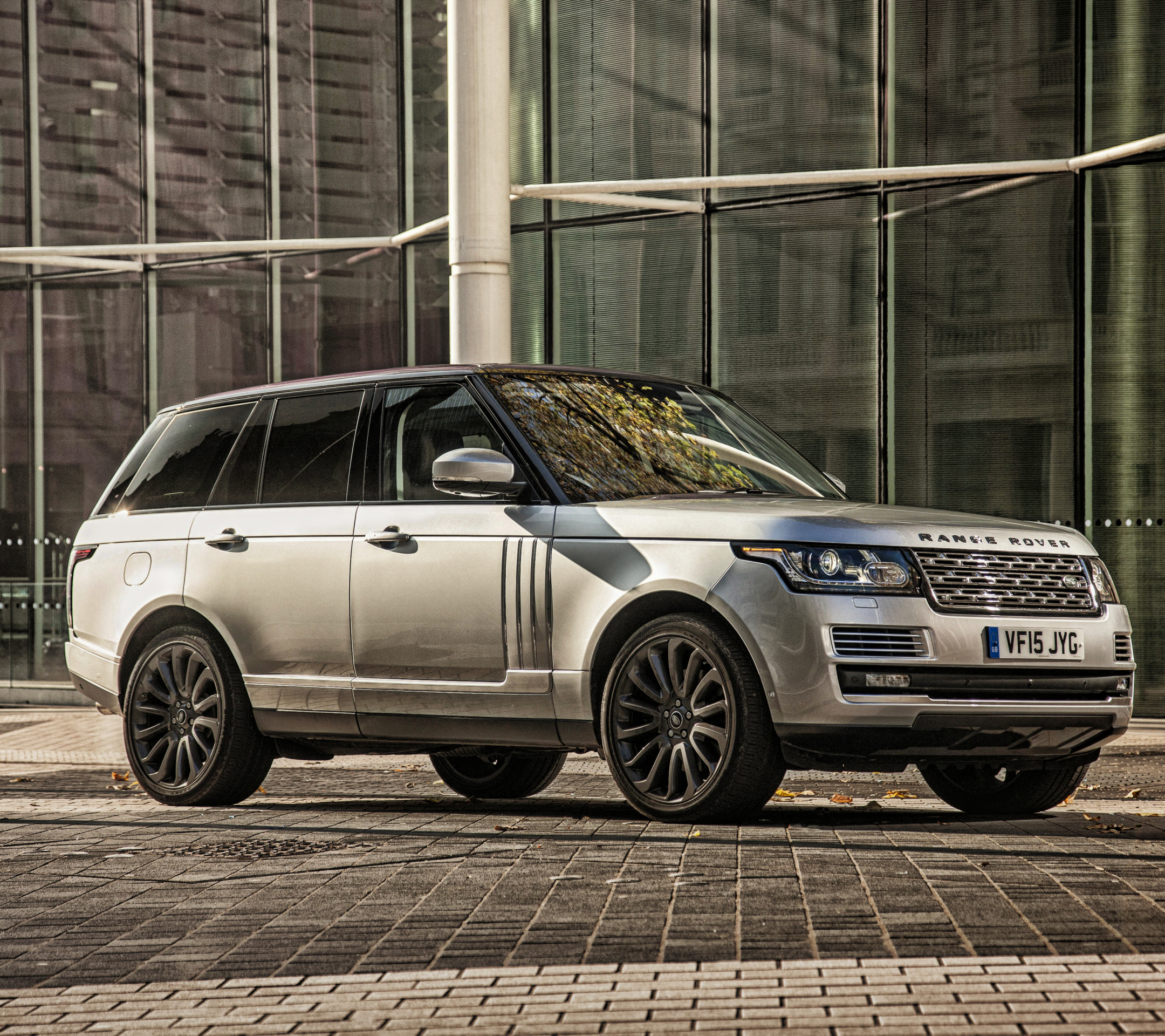 Download mobile wallpaper Range Rover, Land Rover, Car, Suv, Vehicle, Vehicles, Silver Car for free.