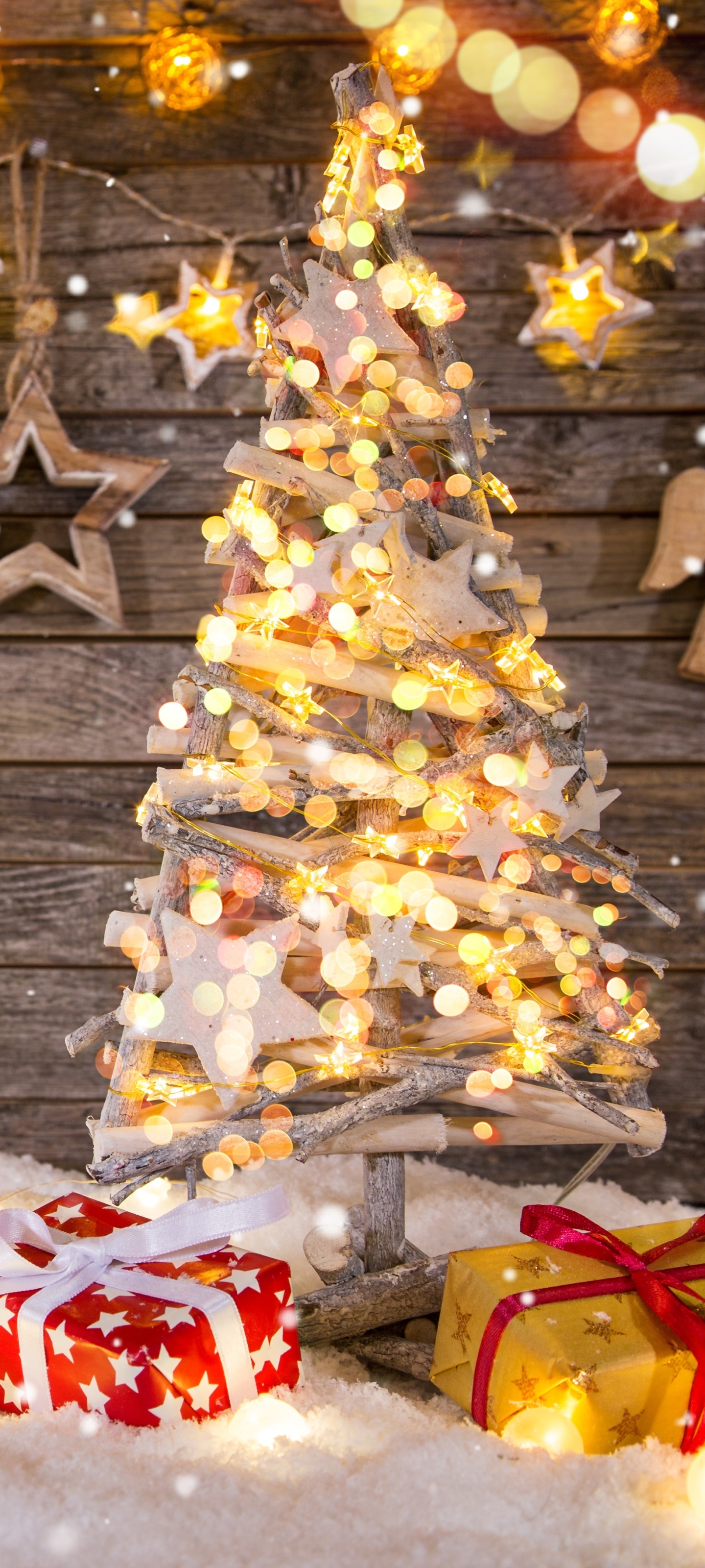 Download mobile wallpaper Christmas, Holiday, Gift, Christmas Tree, Decoration, Christmas Ornaments, Christmas Lights for free.