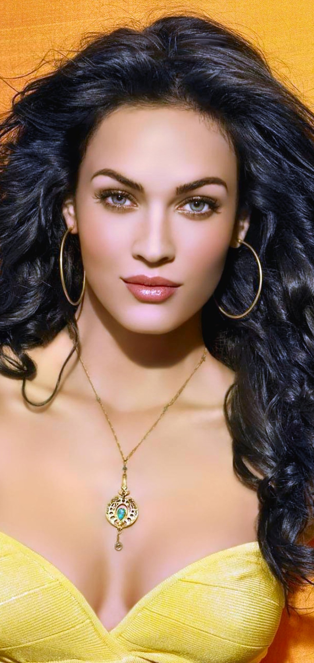 Download mobile wallpaper Megan Fox, Face, Model, Earrings, Celebrity for free.