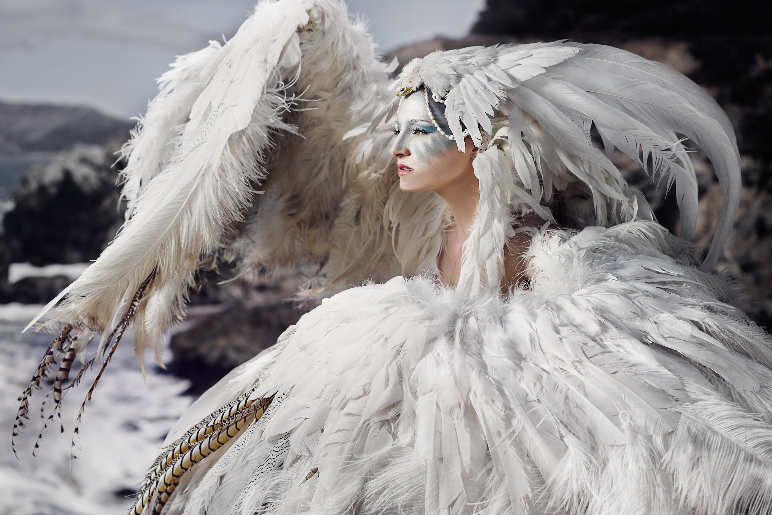 Free download wallpaper Feather, Wings, Angel, Artistic, Women, Makeup on your PC desktop