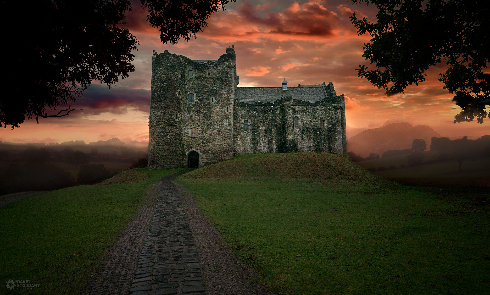 Download mobile wallpaper Sunset, Sky, Castles, Old, Abandoned, Man Made, Castle for free.