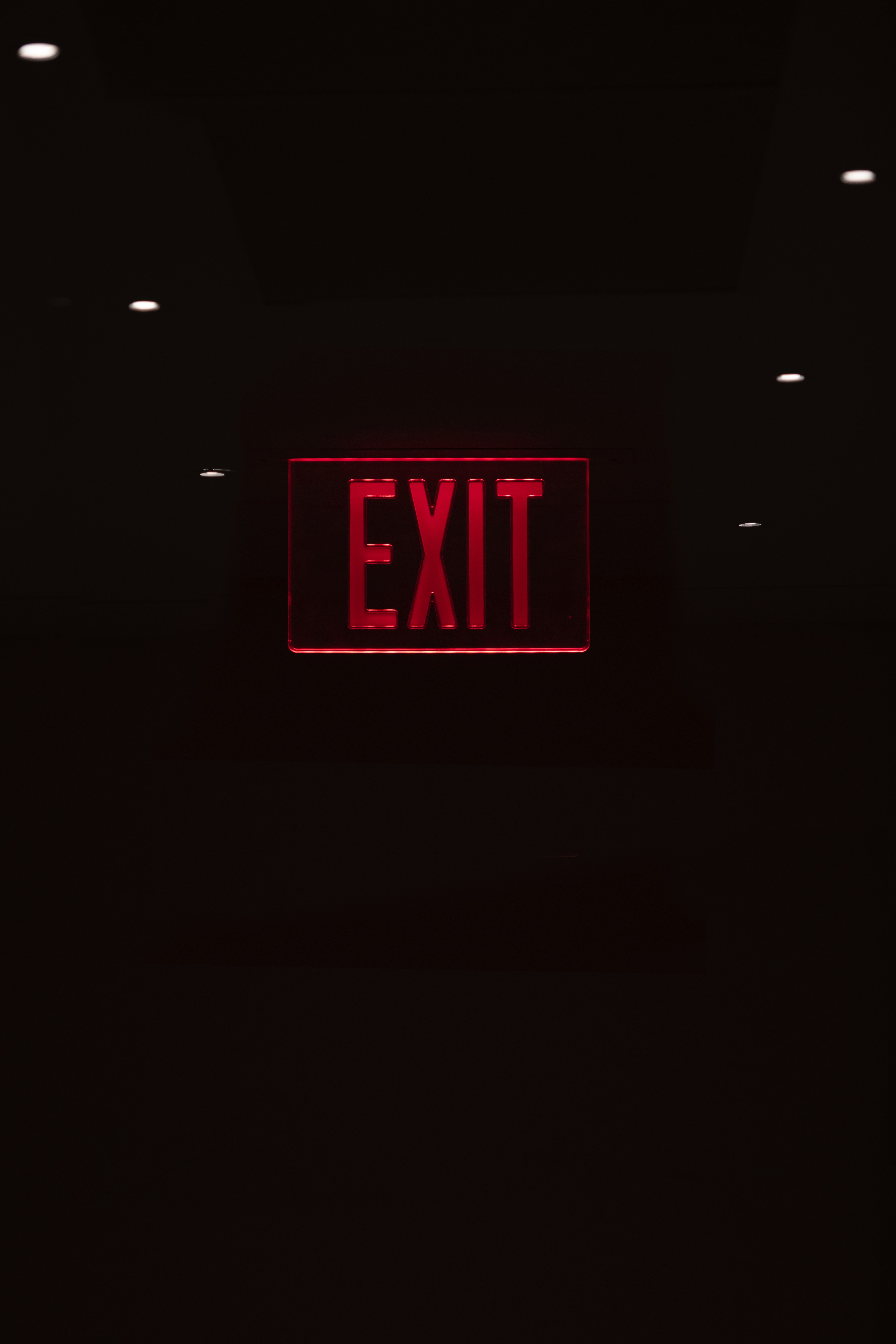 plate, nameplate, dark, red, words, inscription, exit