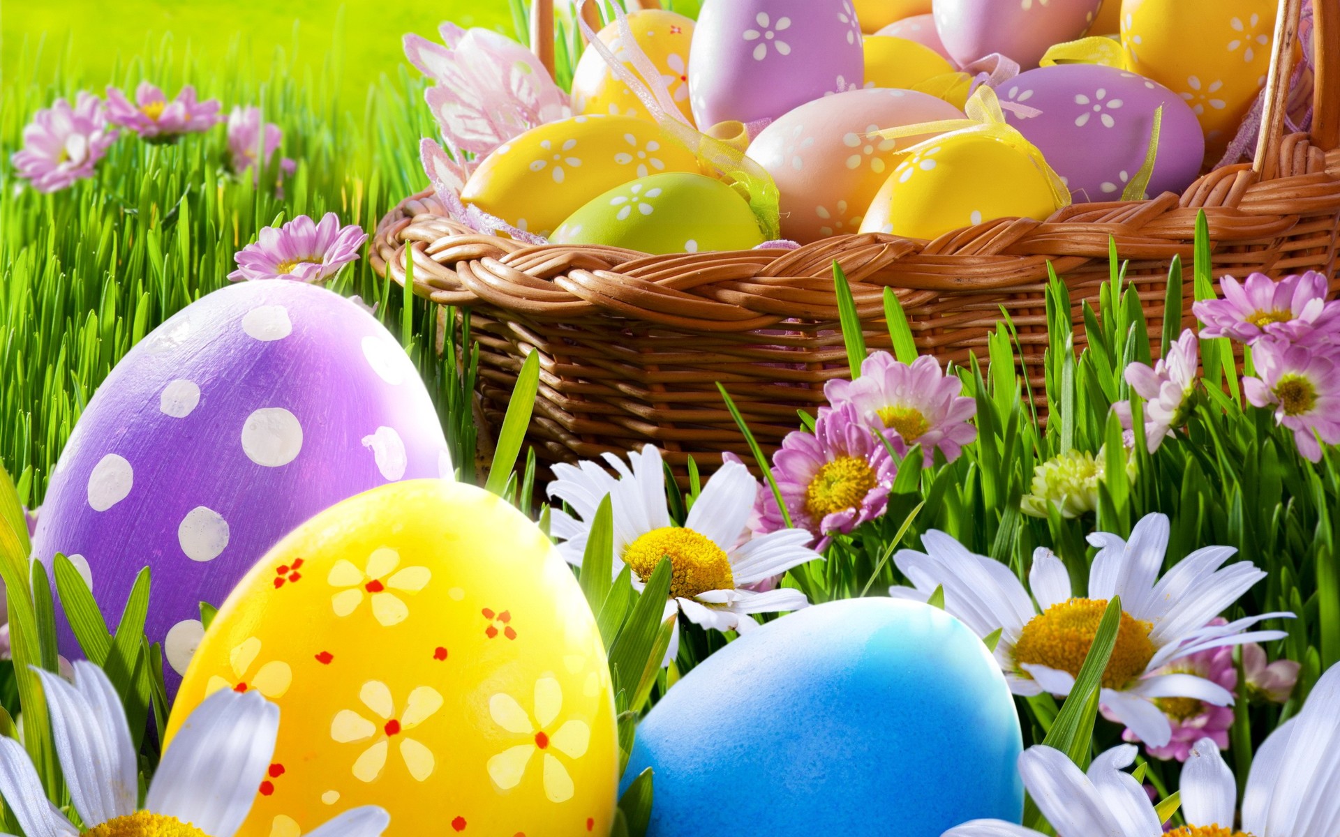 Скачати мобільні шпалери Трава, Великдень, Квітка, Свято, Барвистий, Кошик, Весна, Яйце, Пасхальне Яйце безкоштовно.