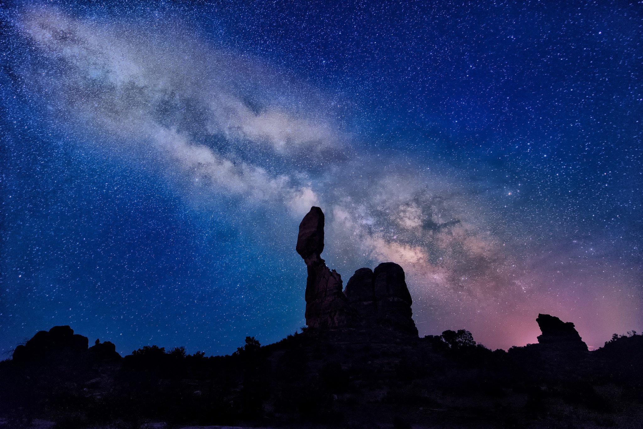 Baixe gratuitamente a imagem Noite, Céu Estrelado, Via Láctea, Terra/natureza na área de trabalho do seu PC