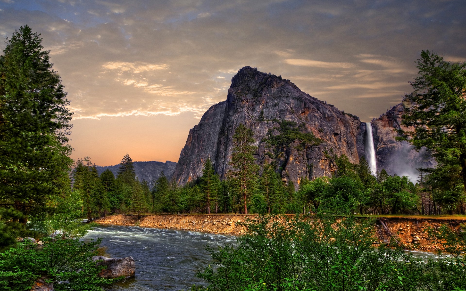 Скачать обои бесплатно Река, Водопад, Лес, Йосемитский Национальный Парк, Земля/природа картинка на рабочий стол ПК