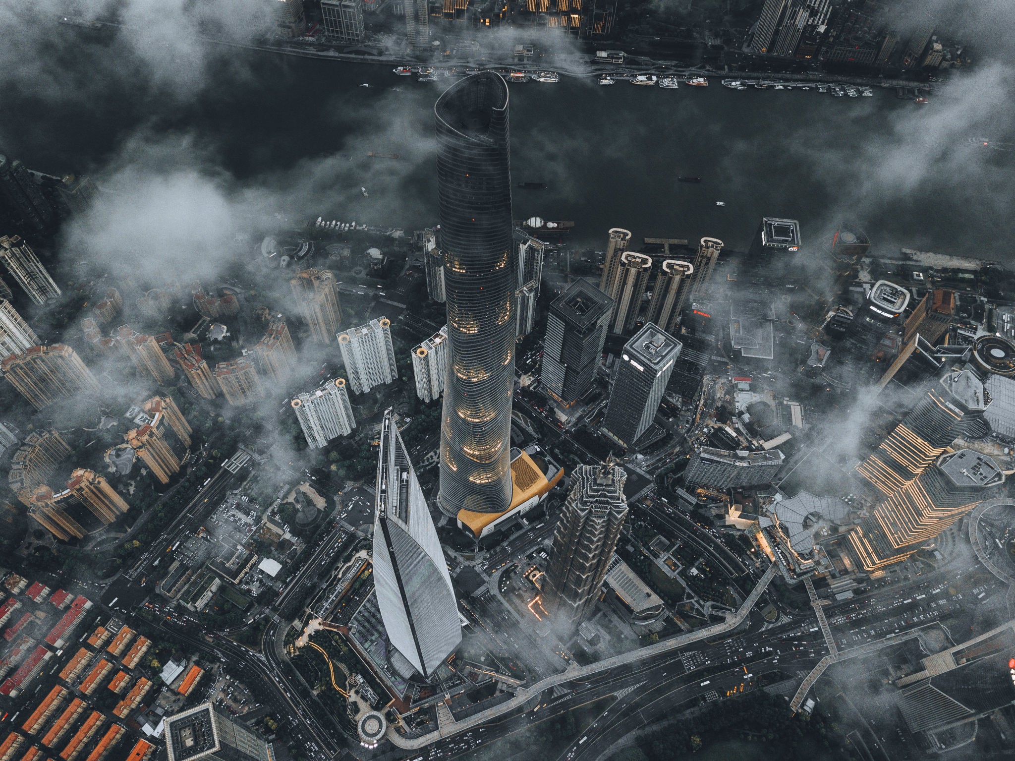Descarga gratuita de fondo de pantalla para móvil de Ciudades, Ciudad, Rascacielos, Edificio, Shanghái, Hecho Por El Hombre.