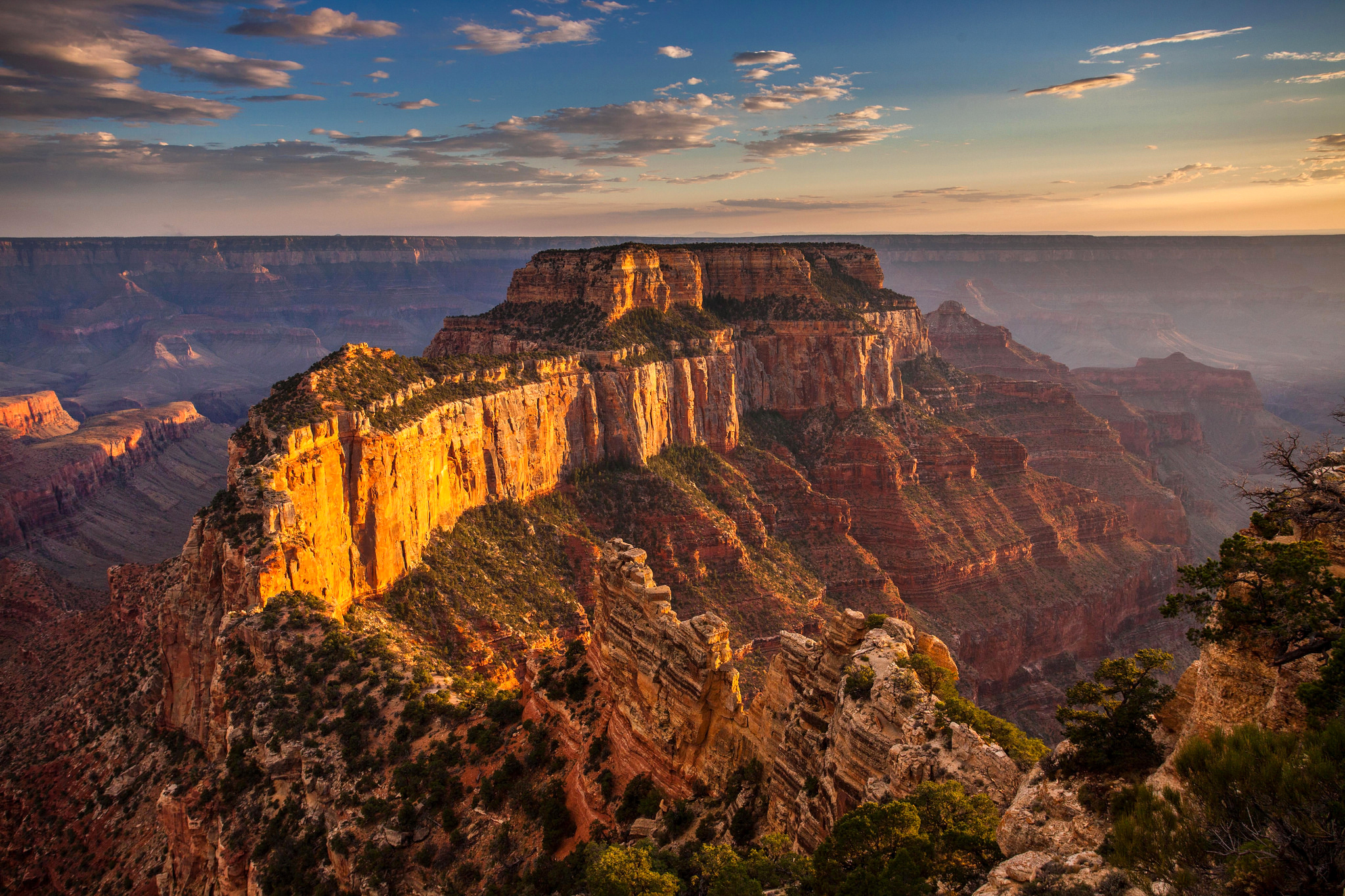 378191 Bild herunterladen klippe, erde/natur, grand canyon, arizona, landschaft, natur, himmel, vereinigte staaten von amerika, schluchten - Hintergrundbilder und Bildschirmschoner kostenlos