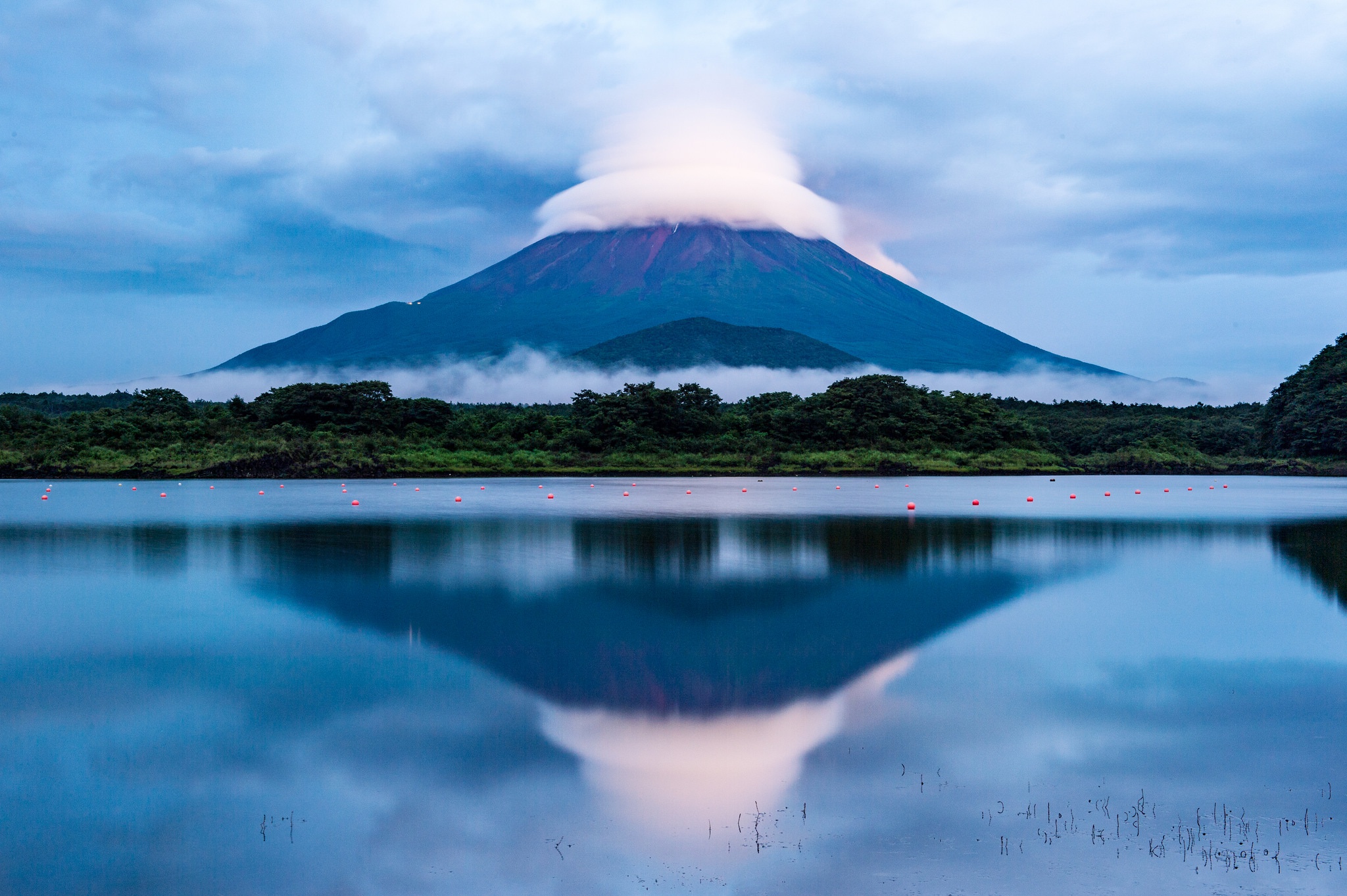 Download mobile wallpaper Smoke, Lake, Reflection, Earth, Japan, Volcano, Mount Fuji, Volcanoes for free.
