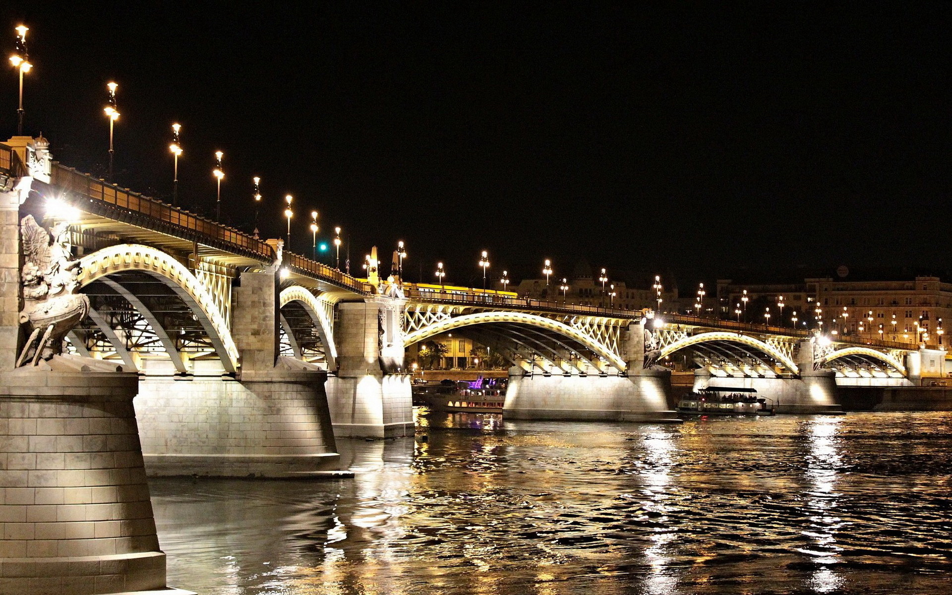 281054 Hintergrundbild herunterladen menschengemacht, margaretenbrücke, budapest, ungarn, brücken - Bildschirmschoner und Bilder kostenlos