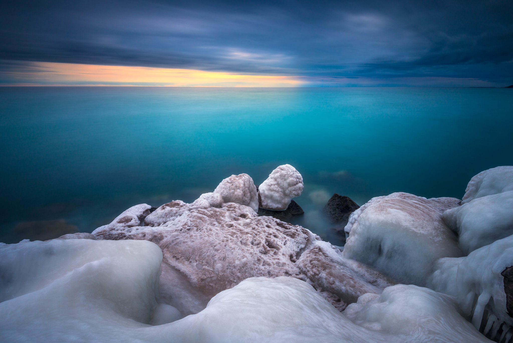 Download mobile wallpaper Winter, Ice, Ocean, Earth, Cloud for free.