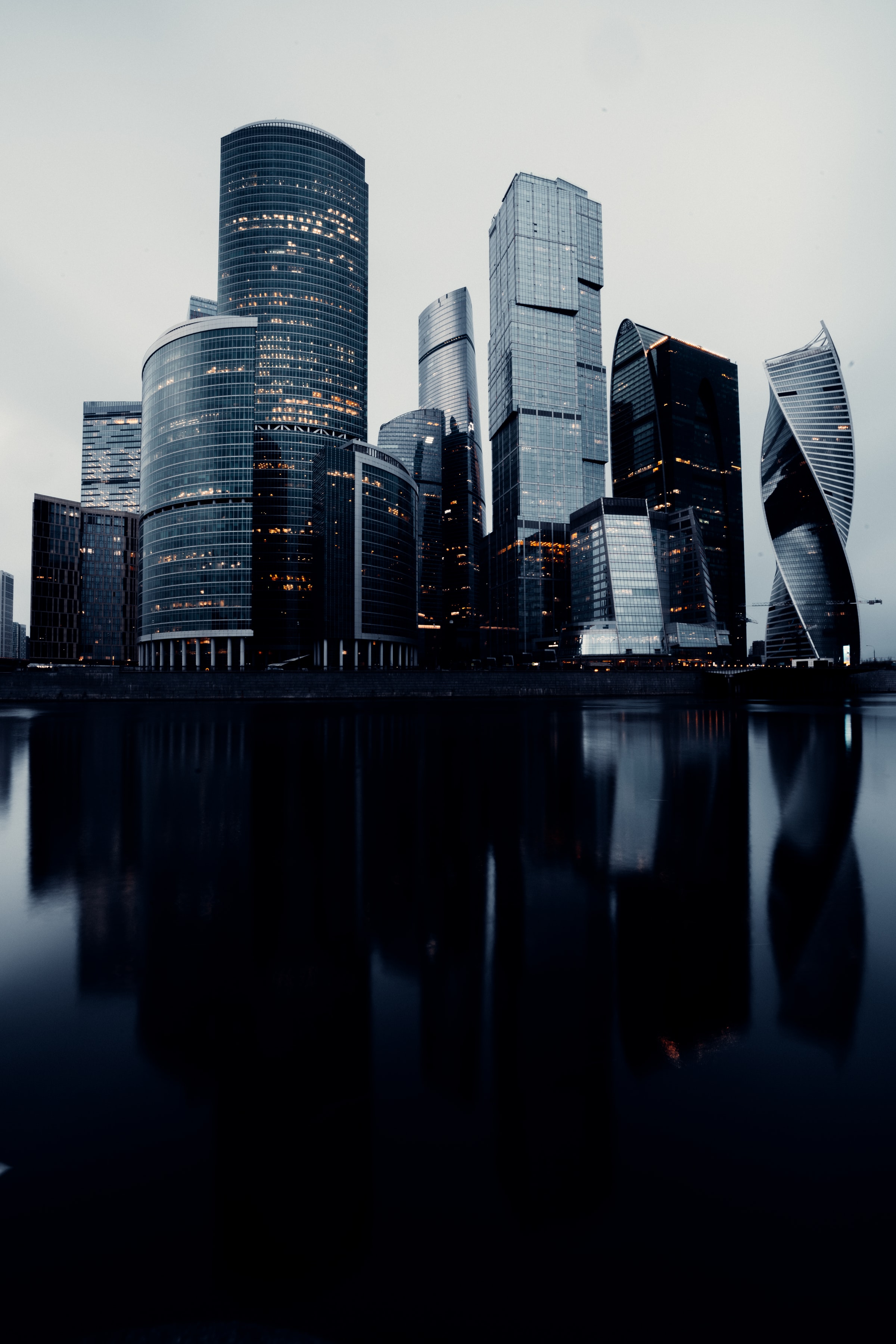 Free download wallpaper Cities, Water, Building, Reflection, Skyscrapers, Architecture on your PC desktop