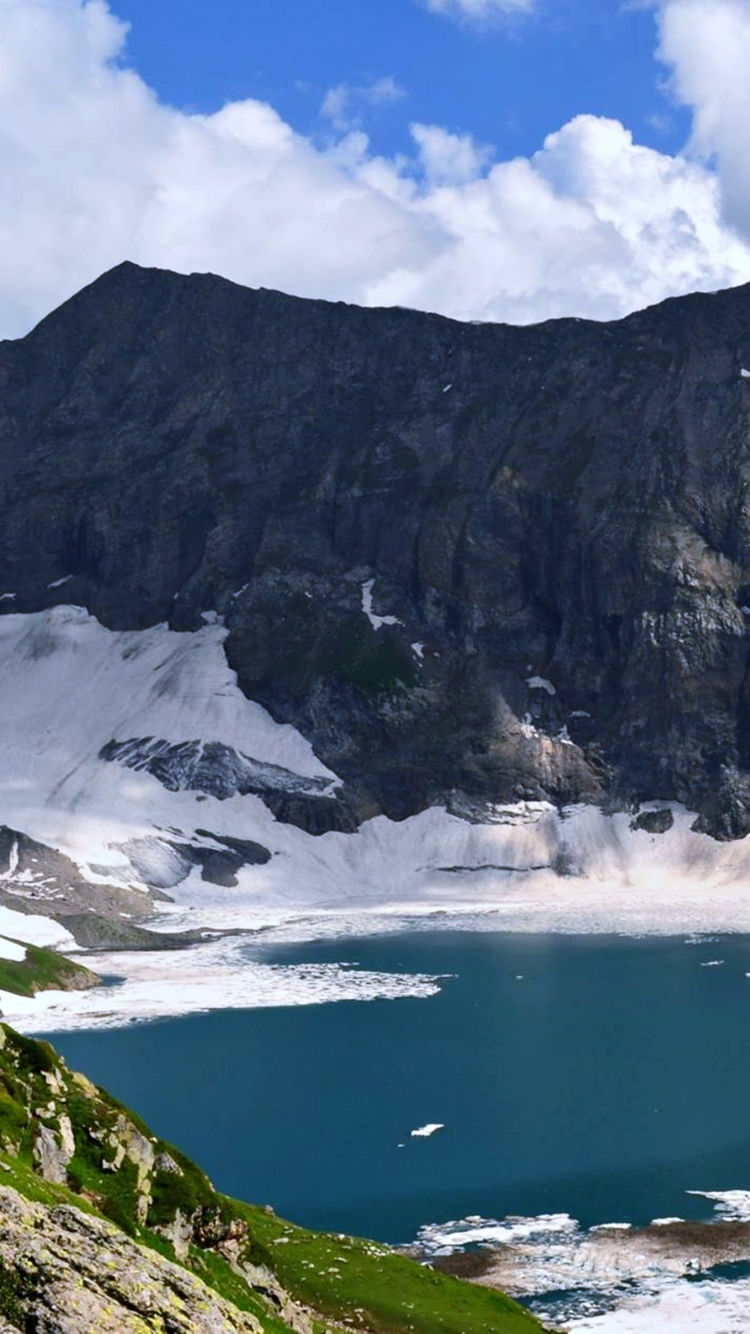 Download mobile wallpaper Landscape, Nature, Lakes, Mountain, Lake, Earth, Pakistan for free.