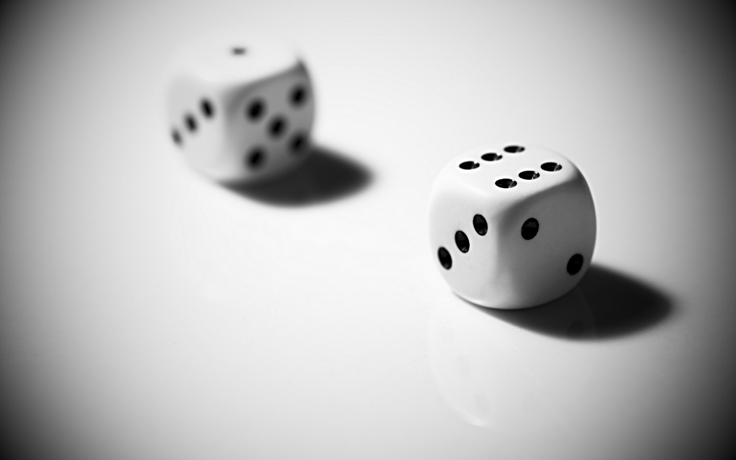 Free download wallpaper Game, Dice on your PC desktop
