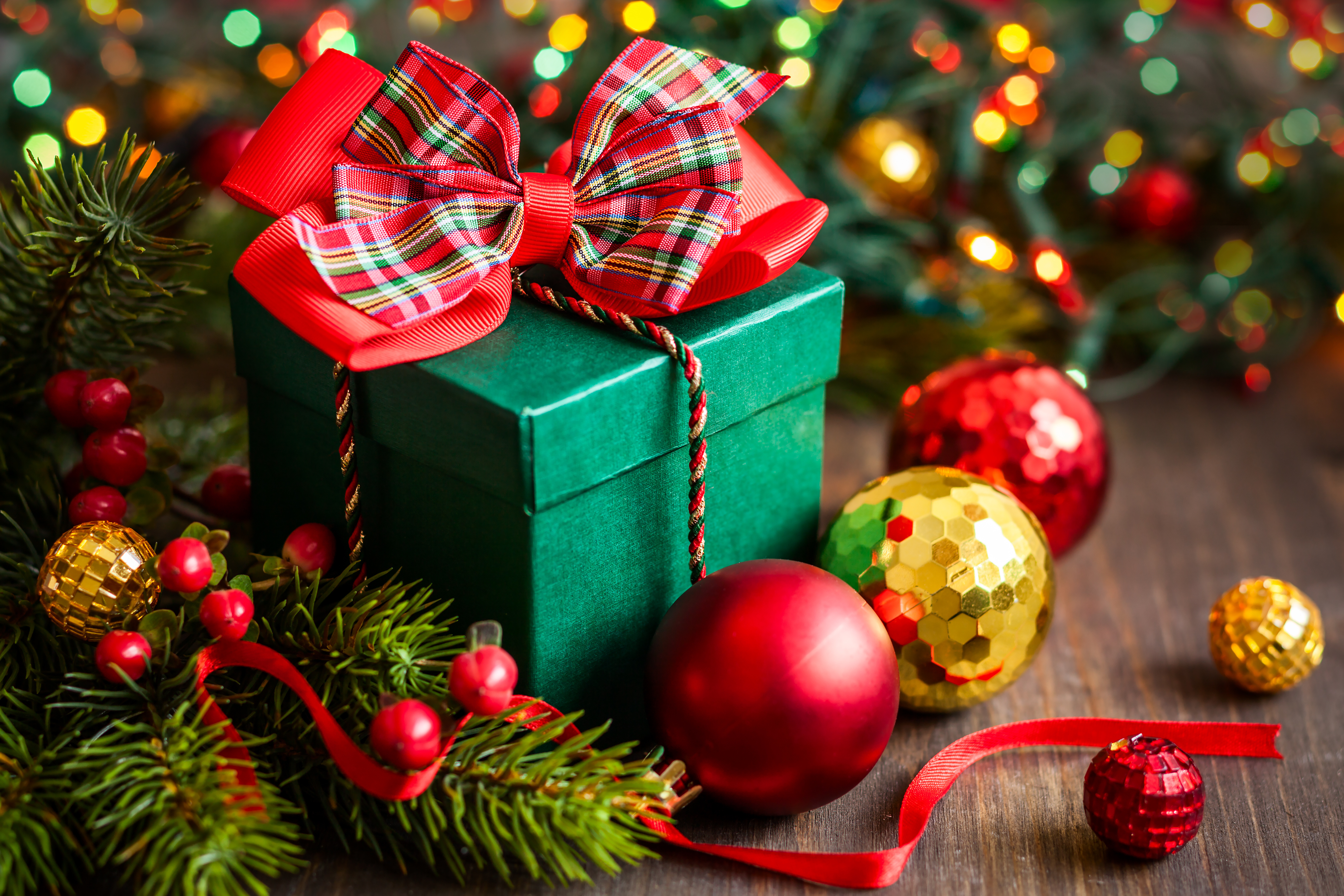 Téléchargez des papiers peints mobile Noël, Vacances, Cadeau, Décorations De Noël, Ruban gratuitement.