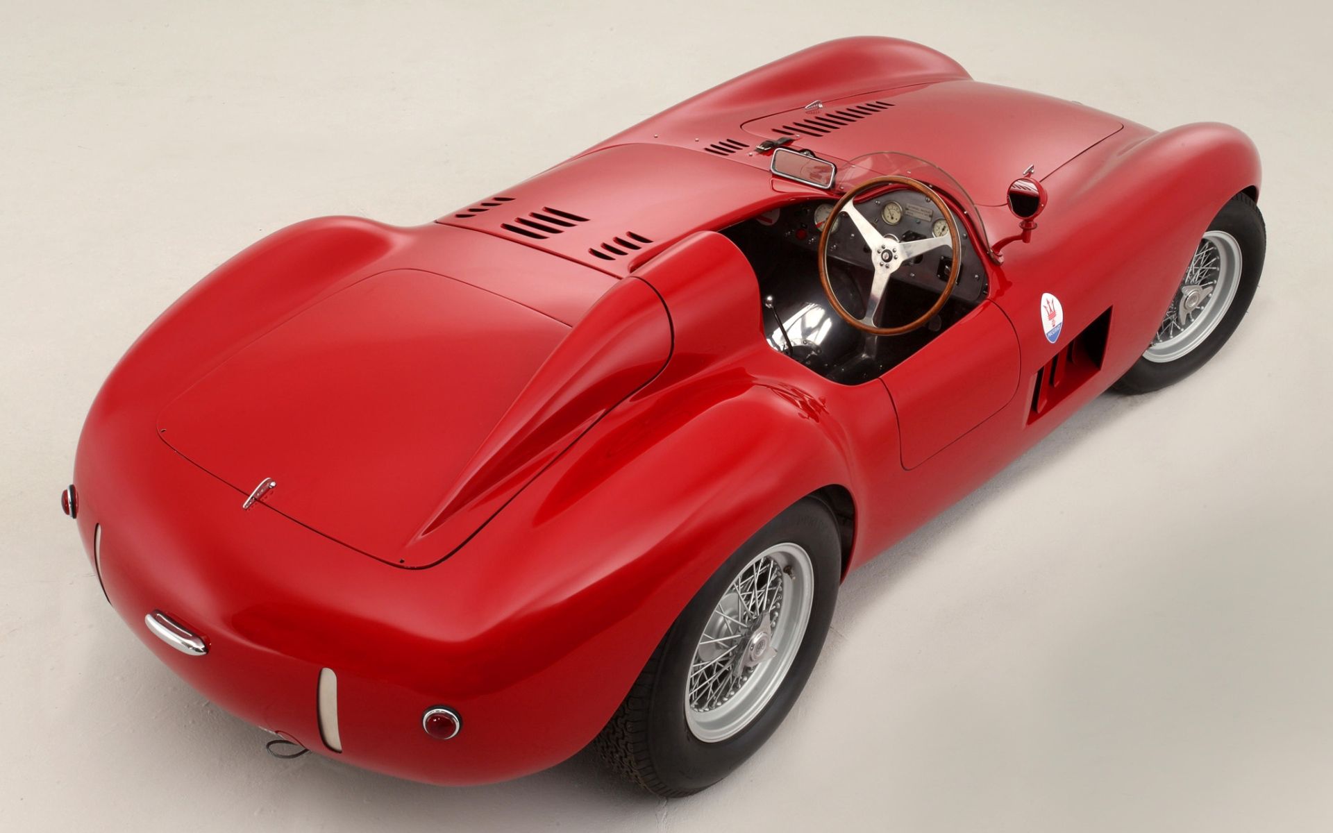 152449 скачать картинку красный, мазератти (maserati), тачки (cars), вид сзади, 1956, 300s - обои и заставки бесплатно