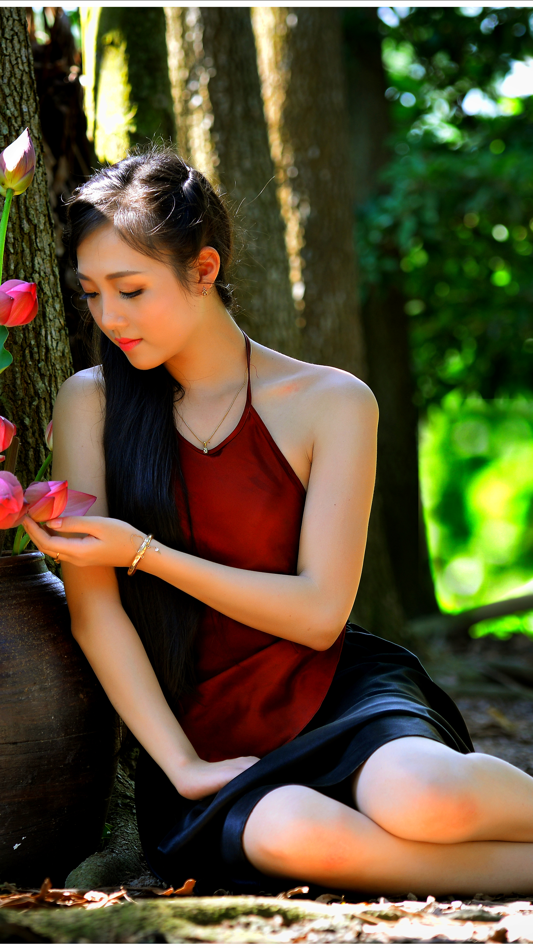 Download mobile wallpaper Lotus, Vase, Bokeh, Women, Asian, Vietnamese for free.