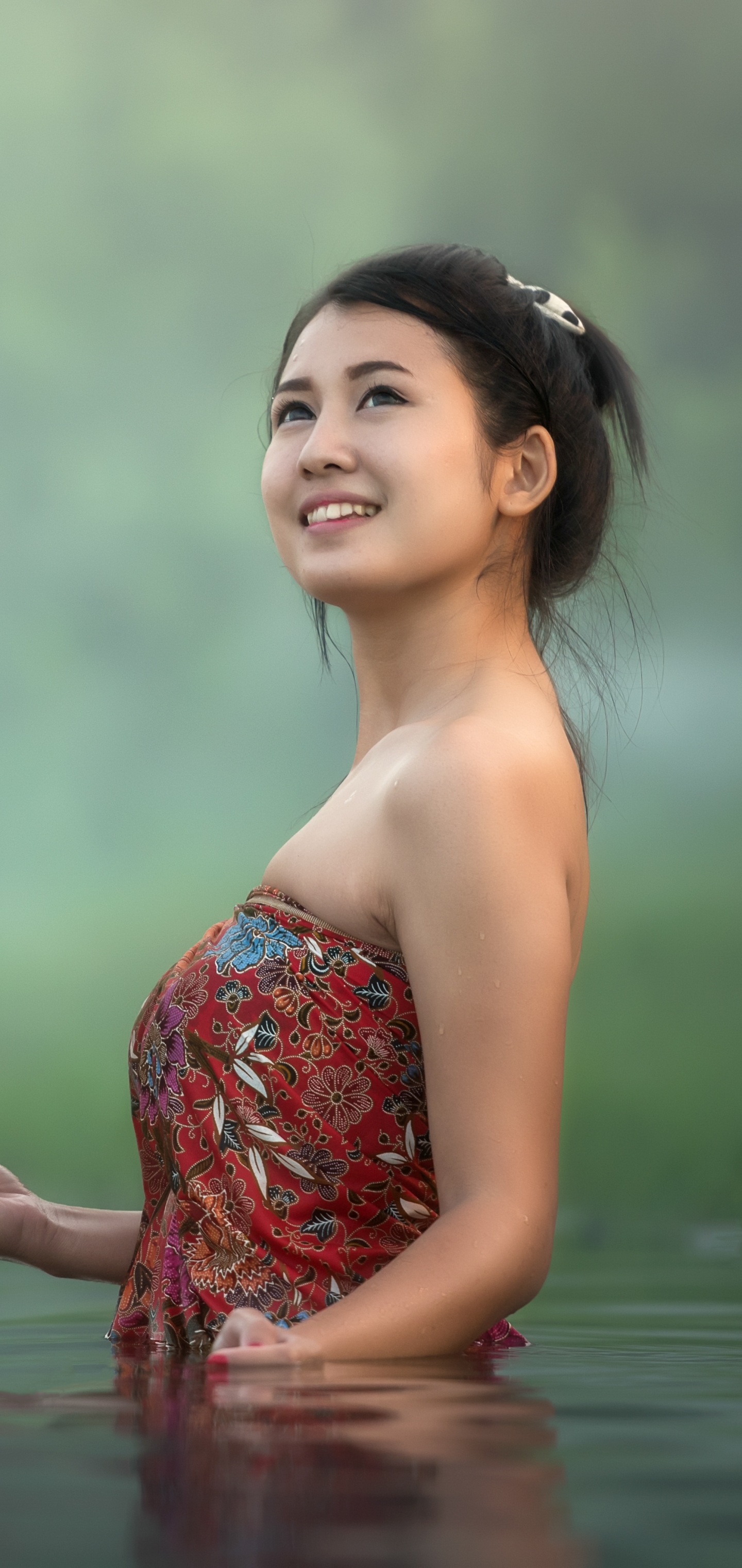 Download mobile wallpaper Smile, Model, Women, Asian, Black Hair for free.