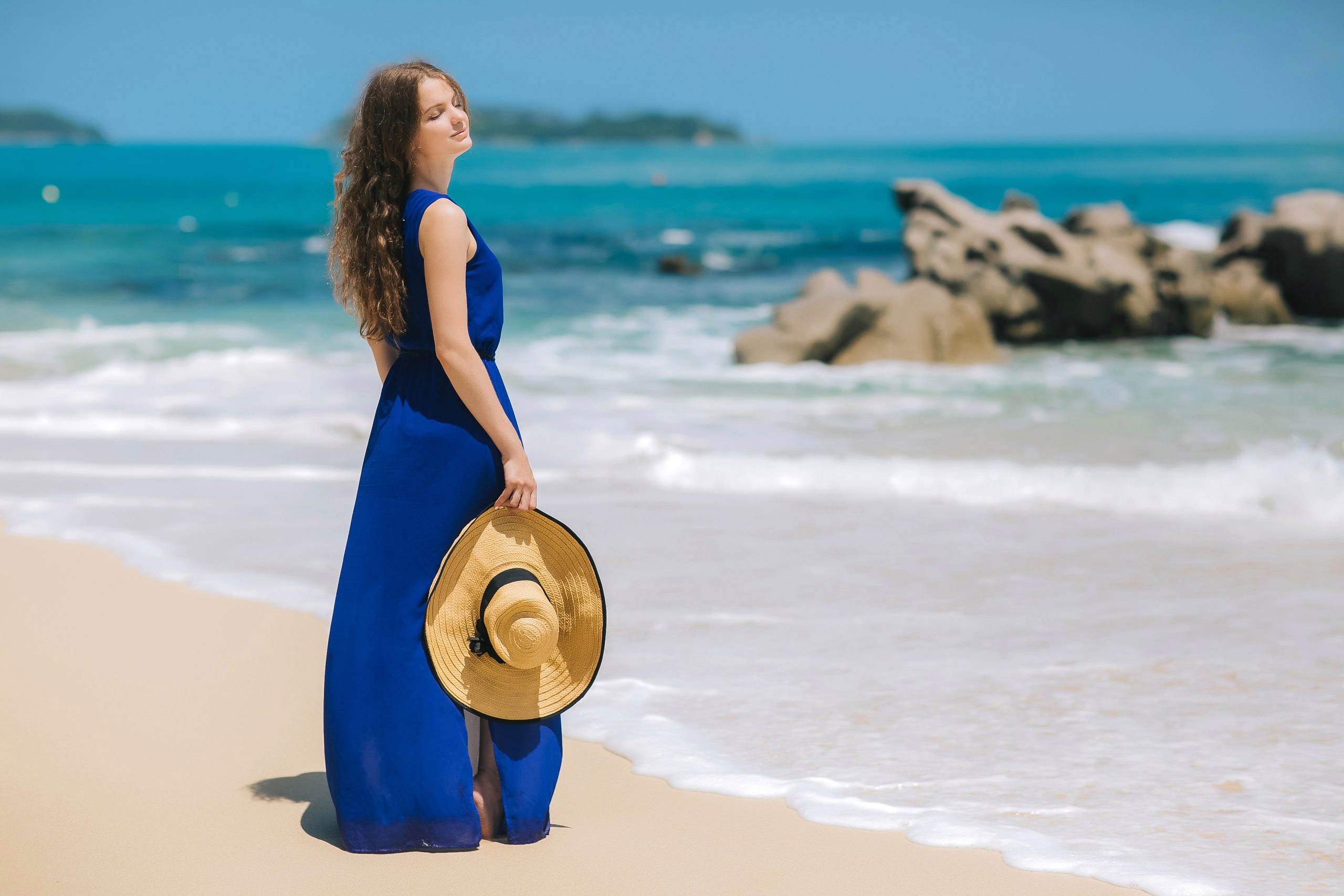 Download mobile wallpaper Mood, Brunette, Model, Women, Blue Dress, Depth Of Field for free.