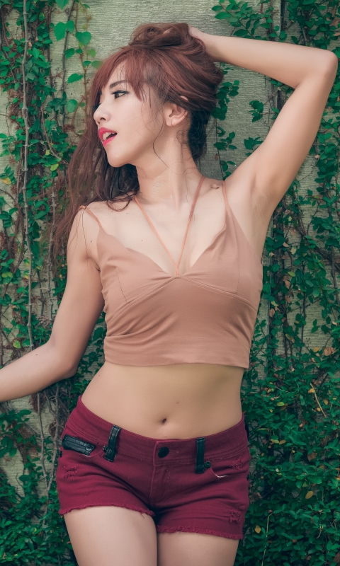 Download mobile wallpaper Brunette, Model, Women, Ivy, Shorts, Asian, Lipstick for free.