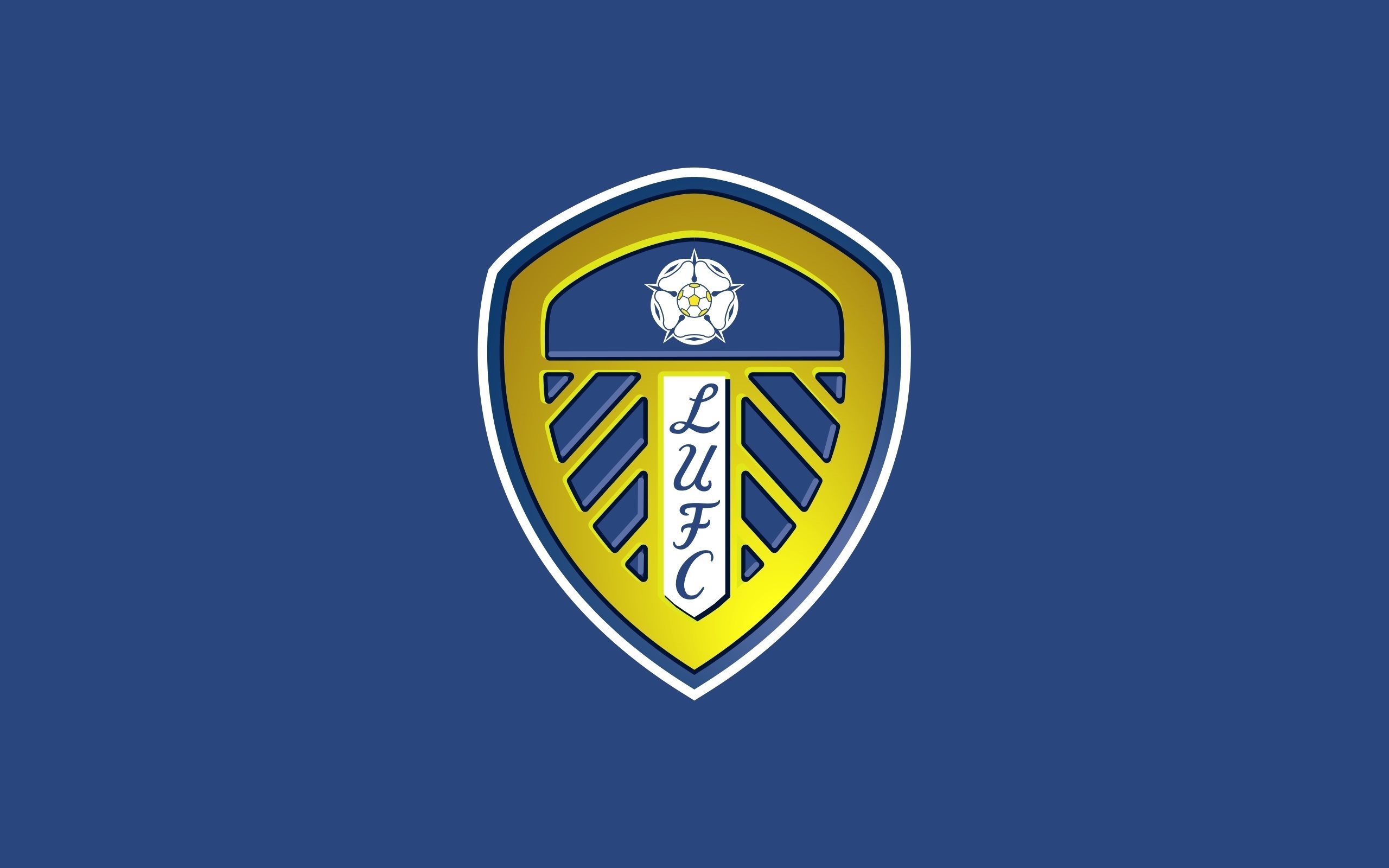 Download mobile wallpaper Sports, Logo, Emblem, Soccer, Leeds United F C for free.