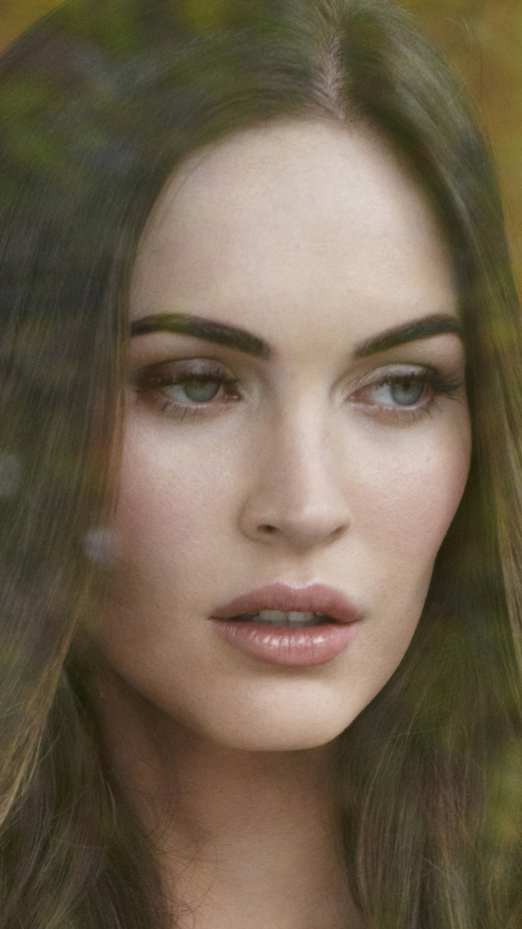 Download mobile wallpaper Megan Fox, Celebrity for free.