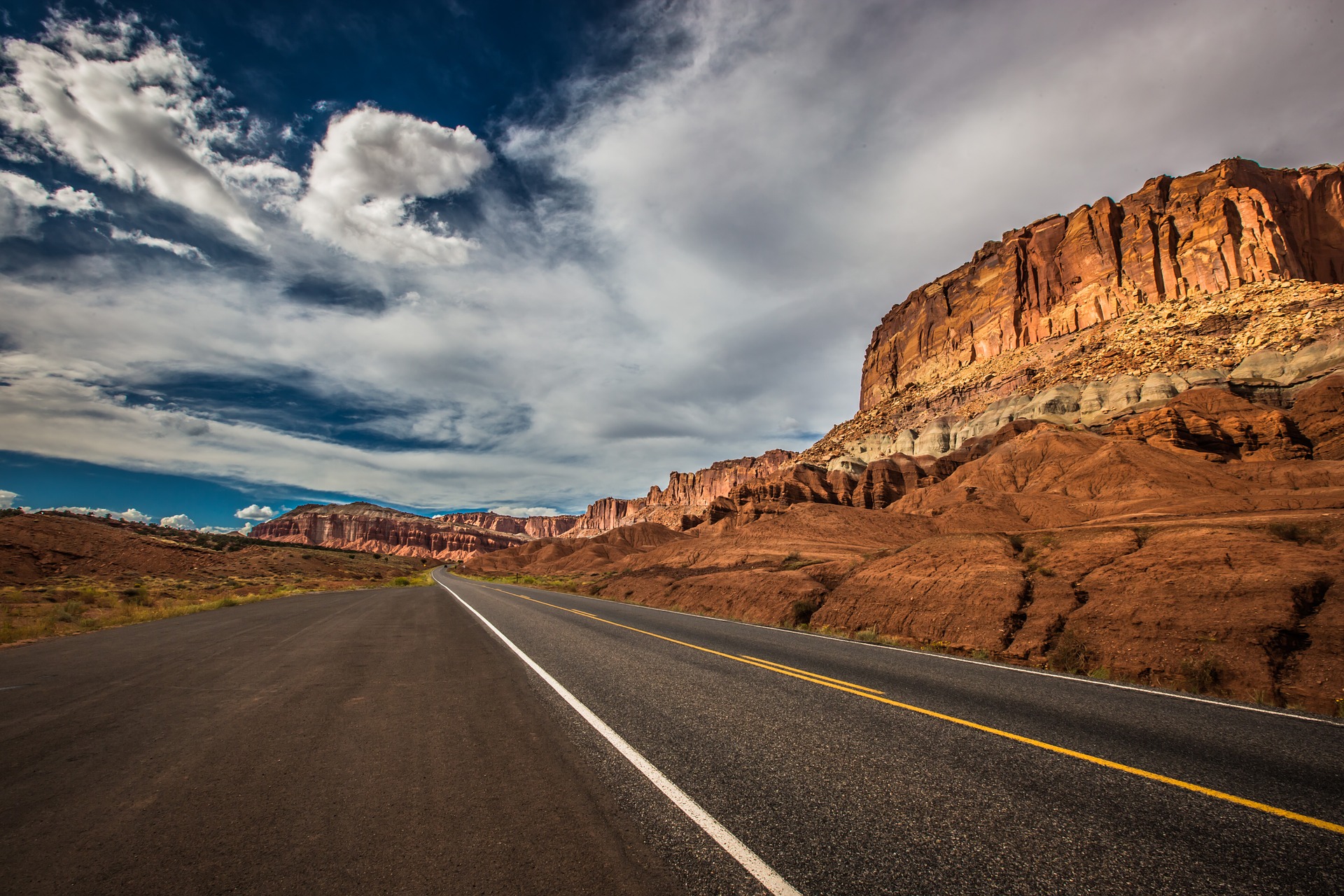 Download mobile wallpaper Desert, Usa, Road, Utah, Man Made for free.